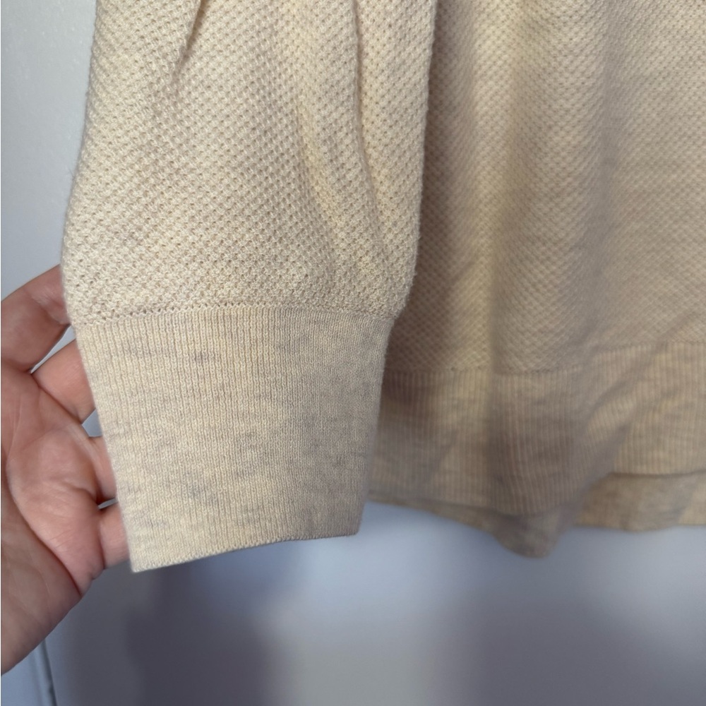 GAP Off-White Knit Sweater - Picture 3 of 5